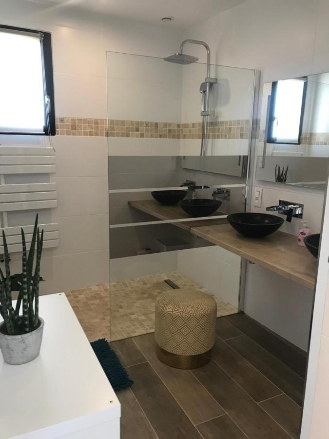 Villa Bellenbois Avec Piscine Privée , Proche La Rochelle Sainte-Soulle