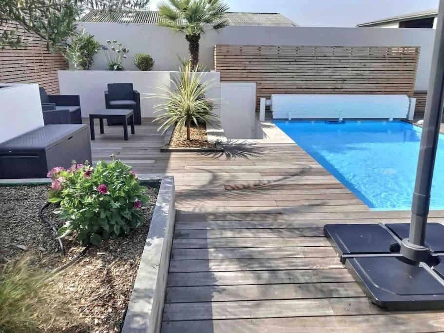 Villa Bellenbois Avec Piscine Privée , Proche La Rochelle *